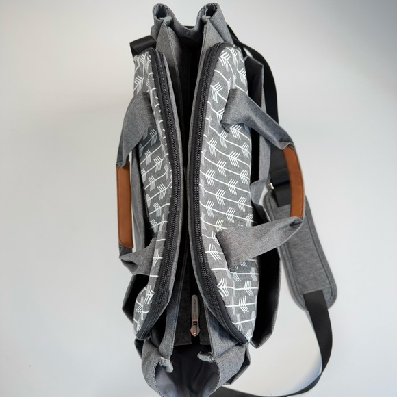 Leke Baby Gray Diaper Bag Tote - Picture 5 of 17